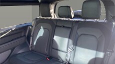 Land Rover Defender 3.0 D250 X-Dynamic SE 90 3dr Auto Diesel Estate